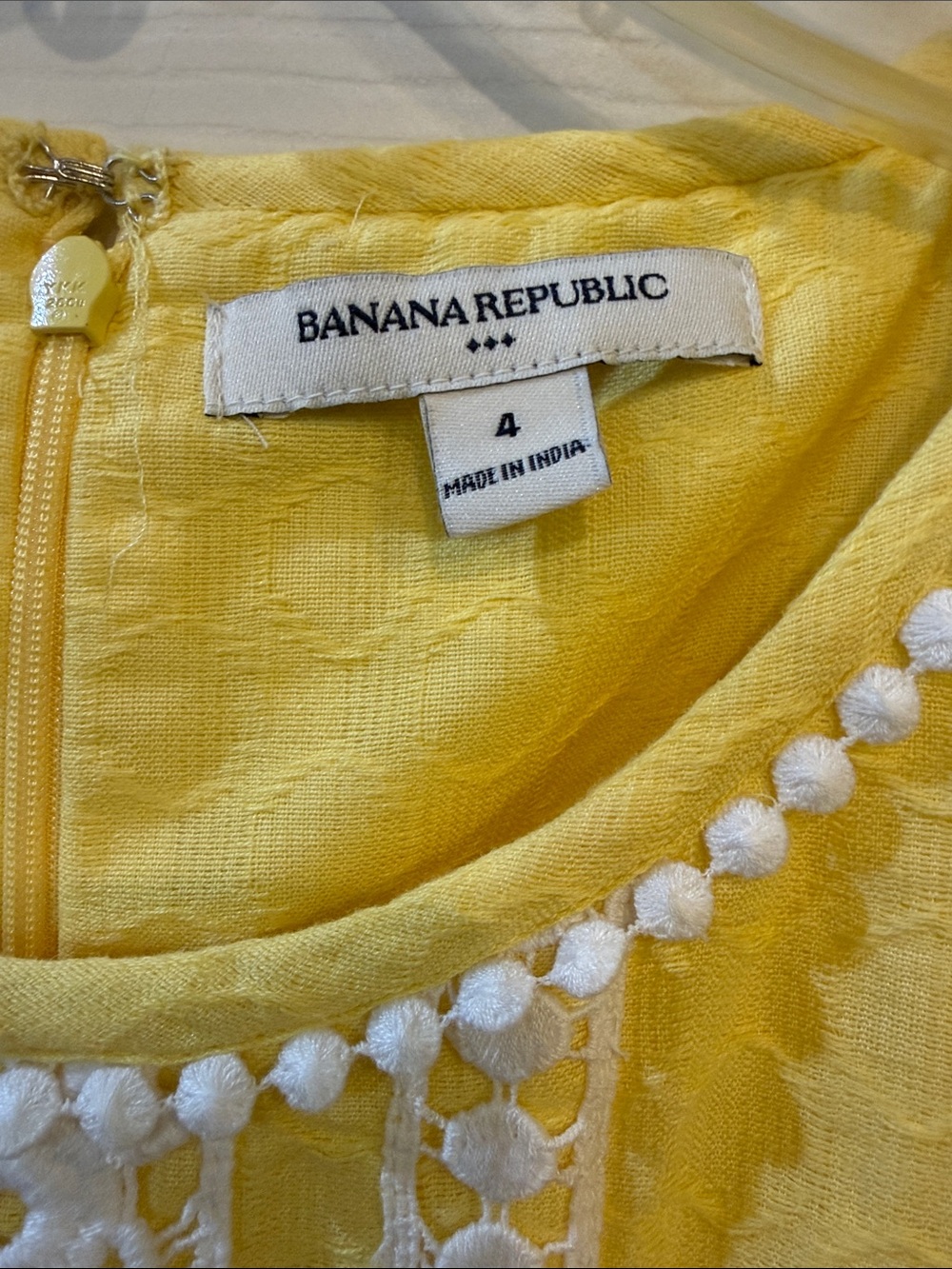 Banana Republic Yellow Sleeveless Dress with White Lace Trim - Picture 2 of 10